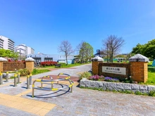 【東京都/荒川区南千住】東京フロンティアシティ アーバンフォートウエストブロック 汐入公園（現地より約220m）