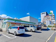 【東京都/足立区谷中】リビオレゾン北綾瀬 ファミリーマート 加平一丁目店（現地より約200m）