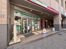 【東京都/葛飾区金町】プラウドタワー金町 ファミリーマート金町六丁目店（現地より約10m）