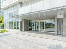 【東京都/足立区梅田】リライズガーデン西新井 スカイレジデンス エントランス