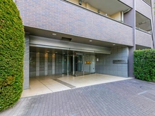 【東京都/葛飾区東金町】プラウドシティ金町アベニュー エントランス