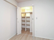 【東京都/葛飾区東四つ木】ライオンズマンション木根川中央公園 収納