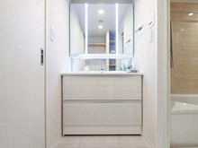 【東京都/葛飾区東四つ木】ライオンズマンション木根川中央公園 洗面所