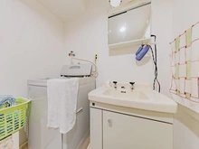 【東京都/葛飾区金町】東建金町マンション 洗面所：2025年10月6日撮影
家具調度品は価格に含まれません