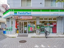 【東京都/足立区大谷田】ボナハイツ中川 A棟 ファミリーマート 大谷田三丁目店（現地より約480m）：