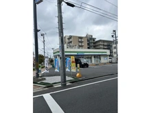 【東京都/足立区綾瀬】シティハウス綾瀬 ファミリーマート 小菅四丁目店（現地より約50m）