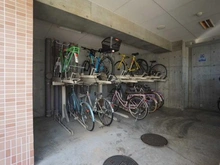 【東京都/足立区千住寿町】コルサム北千住 駐輪場