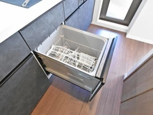 【千葉県/浦安市北栄】レクセルガーデン浦安 キッチン