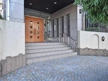 【千葉県/浦安市北栄】レクセルガーデン浦安 エントランス