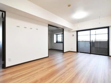 【千葉県/市川市新井】ローズガーデン浦安グランディール リビング・ダイニング：大規模修繕中