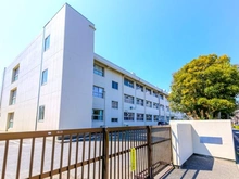【千葉県/浦安市東野】 パークホームズ新浦安カーサ・セントリア 浦安市立富岡中学校（現地より約450m）