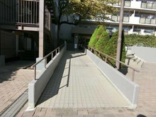 【東京都/江戸川区西葛西】西葛西ビューハイツ A棟 アプローチ