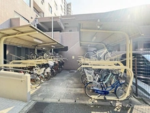 【東京都/江戸川区西葛西】コスモ西葛西ロイヤルフォルム 駐輪場