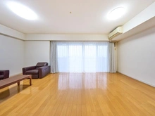 【千葉県/浦安市高洲】プラウド新浦安 リビング：家具調度品は価格に含まれません