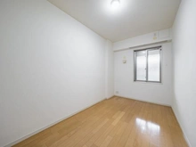 【千葉県/浦安市高洲】プラウド新浦安 サービスルーム（納戸）