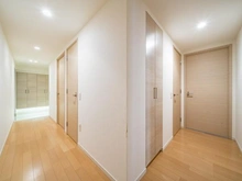 【千葉県/浦安市高洲】プラウド新浦安 廊下