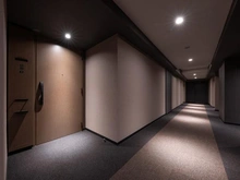 【神奈川県/横浜市西区花咲町】プラウド横浜桜木町 廊下