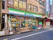 【東京都/江戸川区清新町】シティコープ清新 15号棟 ファミリーマート　江戸川西葛西六丁目店（現地より約850m）：