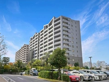【千葉県/浦安市日の出】ベイシティ新浦安 D棟 外観：大規模修繕工事実施時撮影