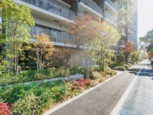 【東京都/江戸川区東葛西】クリオ葛西シーズンテラス アプローチ