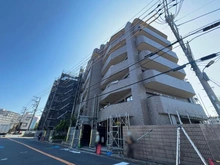 【千葉県/市川市新井】ローズガーデン浦安グランディール 外観：大規模修繕工事中