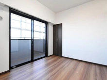 【千葉県/市川市新井】ローズガーデン浦安グランディール 洋室：約5.0帖