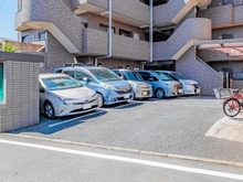 【千葉県/浦安市北栄】ローズガーデン浦安弐番館 駐車場