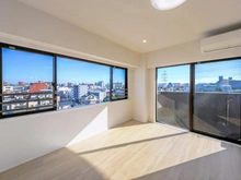 【東京都/江戸川区西葛西】ナイスパークフロンテージ西葛西 リビング・ダイニング：空を見渡せるリビング