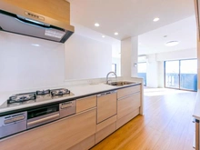 【東京都/江戸川区西葛西】ナイスパークフロンテージ西葛西 キッチン：設備関係は保証が付帯します