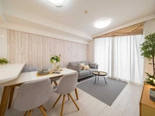 【東京都/江戸川区西葛西】ゼファー西葛西 リビング：室内リフォーム履歴ありのお部屋です！