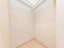 【東京都/江戸川区西葛西】コンドミニアム葛西 収納：5.0帖の洋室に付設されております