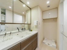 【埼玉県/さいたま市浦和区前地】プラウドシティ浦和 エアリーコート 洗面室