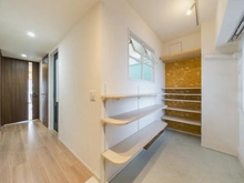 【埼玉県/さいたま市浦和区前地】プラウドシティ浦和 エアリーコート 玄関