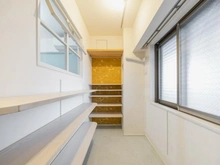 【埼玉県/さいたま市浦和区前地】プラウドシティ浦和 エアリーコート 玄関