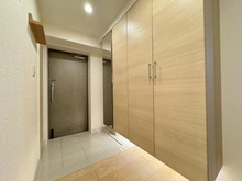 【埼玉県/戸田市下前】リブネスモア戸田公園 玄関