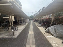 【千葉県/印西市戸神台】ヴェレーナ千葉ニュータウン中央 駐輪場