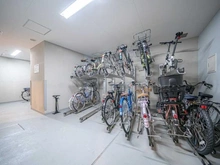 【東京都/板橋区板橋】リビオ板橋駅前 駐輪場