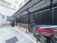 【東京都/板橋区板橋】リビオ板橋駅前 駐輪場：バイク置場