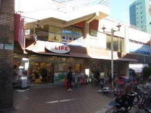 【東京都/板橋区板橋】リビオ板橋駅前 ライフ　板橋店（現地より約340m）