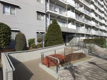 【埼玉県/川口市大字芝】南浦和パークハイツ アプローチ