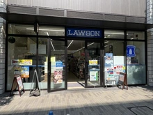 【埼玉県/川口市栄町】プラウドタワー川口クロス ローソン　樹モールプラザ店（現地より約10m）