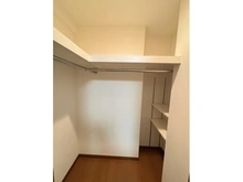 【埼玉県/さいたま市南区別所】ザ ファーストタワー 収納：ウォークインクローゼット