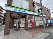 【埼玉県/さいたま市南区別所】ザ ファーストタワー ファミリーマート　武蔵浦和駅東店（現地より約200m）