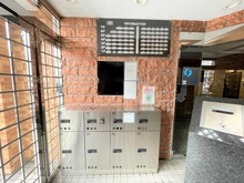 【神奈川県/横浜市鶴見区鶴見中央】ライオンズマンション鶴見中央 宅配BOX