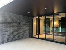 【埼玉県/さいたま市桜区西堀】グローベル　ザ・中浦和　日向ノ杜 エントランス