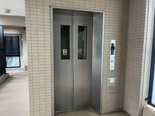 【埼玉県/さいたま市南区鹿手袋】プラウド別所沼公園トレサージュ 共用部