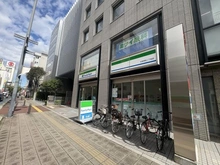 【埼玉県/さいたま市大宮区下町】オープンレジデンシア大宮フロント ファミリーマート大宮仲町二丁目店（現地より約80m）