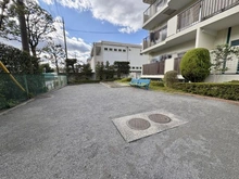 【埼玉県/さいたま市桜区西堀】メゾン浦和 A棟 敷地内