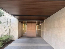 【埼玉県/蕨市錦町】オハナ蕨錦町 エントランス