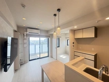 【埼玉県/さいたま市浦和区岸町】ルピアシェリール浦和岸町Viola LDK